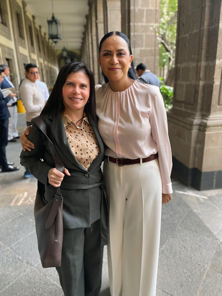 Durante la reunión, se reconoció el trabajo de Ariadna Montiel