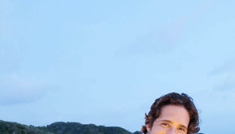 Renata Notni celebra a Diego Boneta en su cumpleaños 35