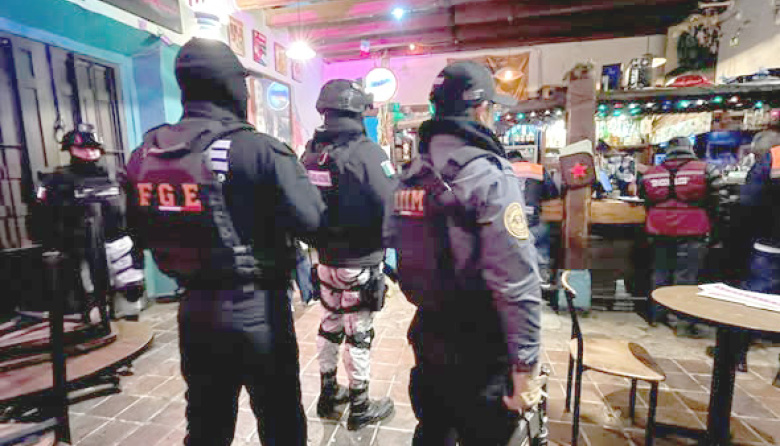 Operativo nocturno, suspende bar