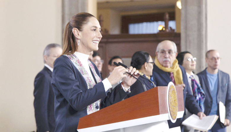 Sheinbaum entrega viviendas en Oaxaca