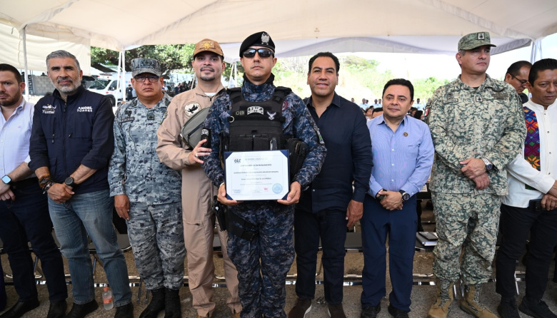 Eduardo Ramírez refuerza seguridad con transporte aéreo