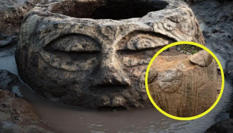 Hallan megalito con rostro en Indonesia