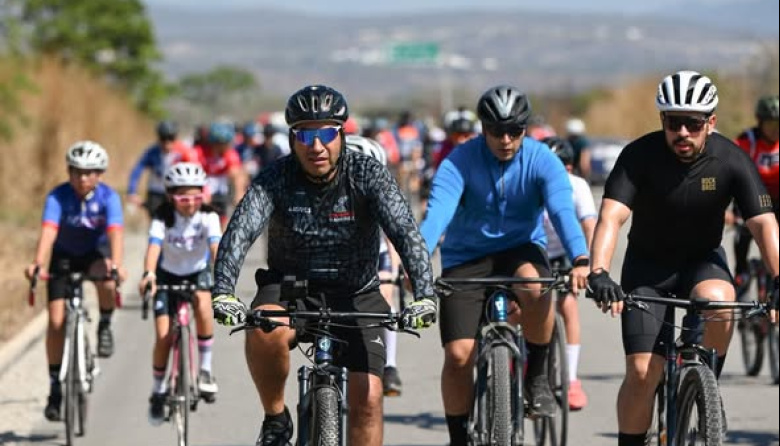 Eduardo Ramírez arranca la Ciclovía más grande del sur