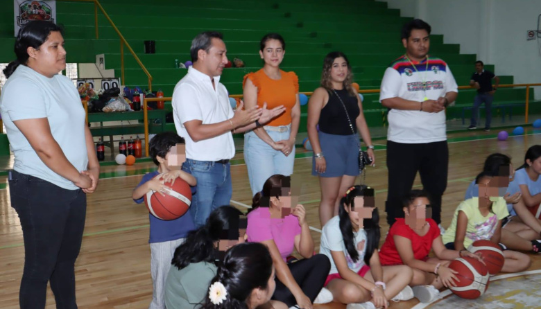 Yajalón celebra a la niñez