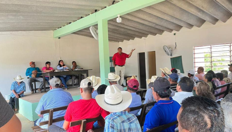 Porfirio Correa cumple compromisos