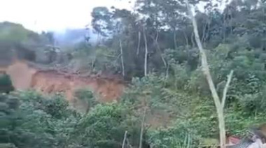 Fuertes lluvias deja casas sepultadas