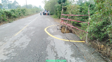 Líneas de precaución en carreteras de Salto de Agua