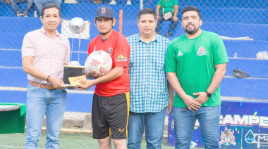 Jorge Cabrera fomenta el deporte en Palenque