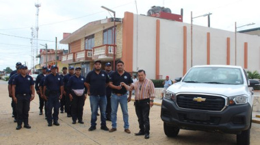 José Luis Damas hace entrega de unidades