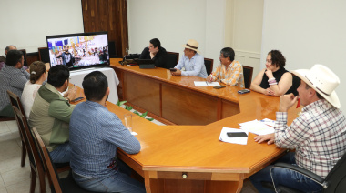 Se reúne titular de SAGyP con productores de cacao y chocolate