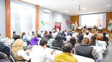 Cecytech realiza encuentro con docentes