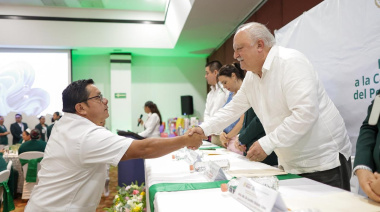 IMSS reconoce a personal de Enfermería