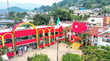 Chilón conmemora el Día de la Bandera