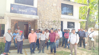 Obreros de la CTM exigen salarios dignos.