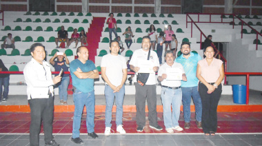 Premian a talentos del básquetbol estudiantil