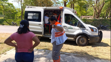 Choca moto y una combi rumbo a la Zona Arqueológica