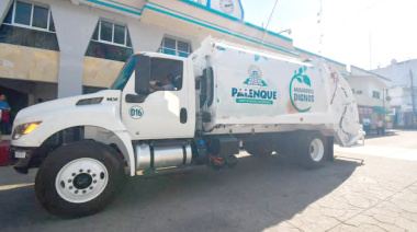 Ponen en marcha nueva unidad recolectora de basura