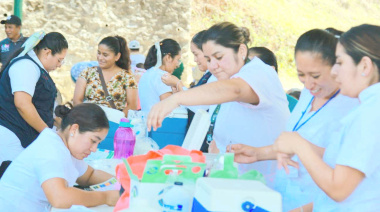 Salud con humanismo  en La Revolución, Tila