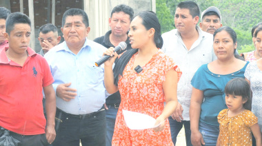 Griselda de Jesús camina junto a su gente