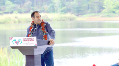 Eduardo Ramírez firma convenio ambiental en Coapilla