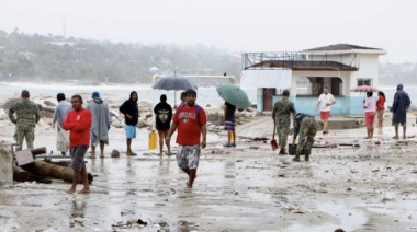 Huracán Erick deja tres muertos y severos daños en Guerrero y Oaxaca