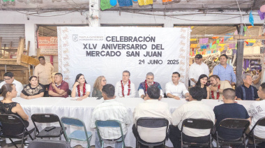 Luis I. Avendaño celebra 45 años del Mercado San Juan