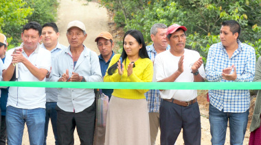 Inauguran camino en El Paraíso, Tumbalá