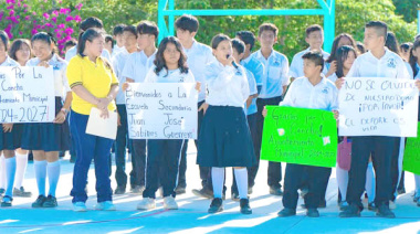 Inauguran Cancha en la colonia Santo Domingo