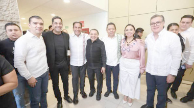 Llaven Abarca reconoce labor jurídica de los abogados