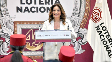 Celebran 45 años de la COMAR con billete de Lotería Nacional