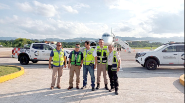 Nuevo avión Embraer E195  de Mexicana llega a Palenque