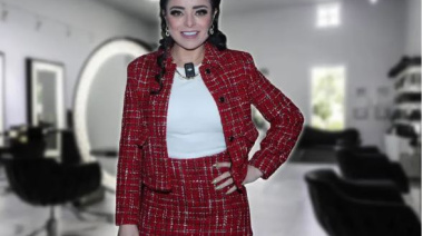 Maquillista exhibe a Violeta Isfel