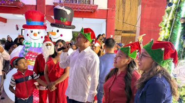 Exitoso encendido del Árbol Navideño en Altamirano