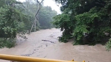 Río Chacamax alcanza nivel crítico
