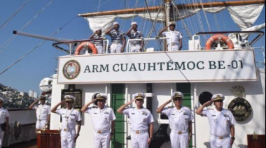 Regresa a Acapulco el Buque Cuauhtémoc