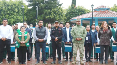 Refuerzan operativo de vacunación