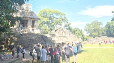 Palenque recibe gran afluencia de visitantes