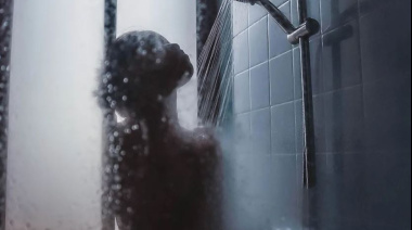 ¿Bañarte en la oscuridad ayuda a dormir mejor?