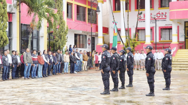 Chilón refuerza valores cívicos con homenaje