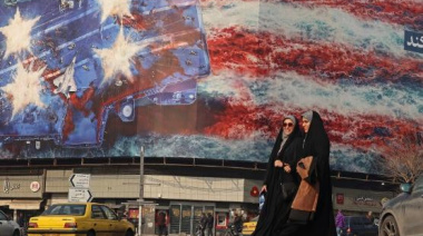 Irán acusa a Washington de buscar desestabilizar la región