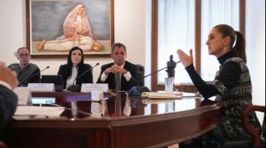 Sheinbaum se reúne con Victoria Rodríguez Ceja, gobernadora de Banxico