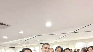 ISSTECH dialoga con mujeres