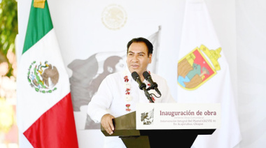 Eduardo Ramírez inaugura obra en  CECyTE 06