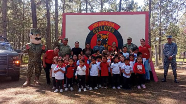 Altamirano promueve valores cívicos