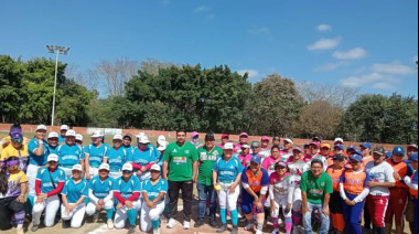 Realizan cuadrangular femenil de béisbol