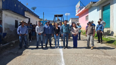 Rehabilitan calle en barrio Guadalupe de Altamirano