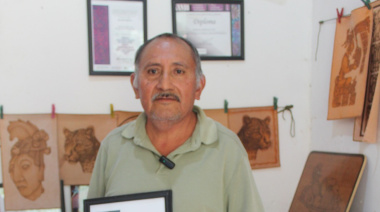 Artesano comparte su trayectoria y celebra el Día del Artesano