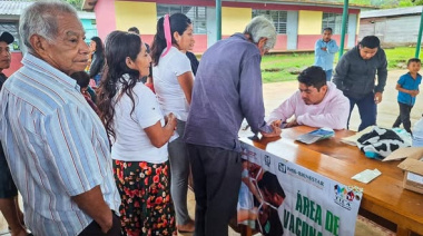 Refuerzan vacunación en Tila
