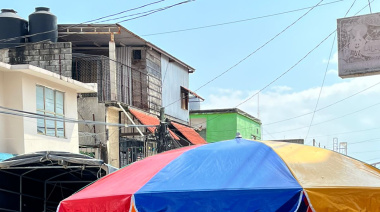 Extranjeros se integran a la vida laboral y social en Palenque
