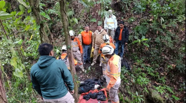 Continúa búsqueda en cenote de Altamirano